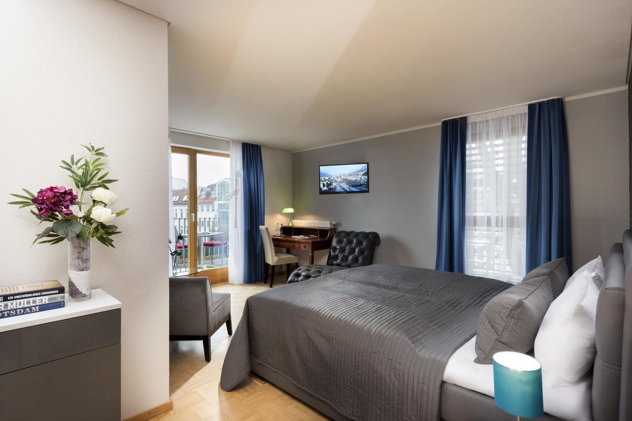 Hotel Ambassador-Berlin Gruenau — Photos 1